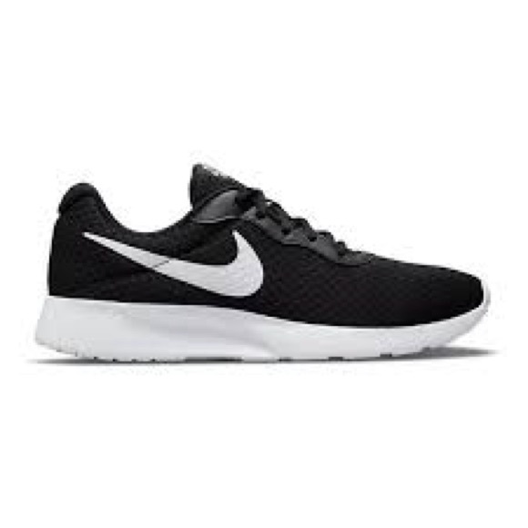 Nike Tanjun Women’s Running Shoes - Picture 2 of 11